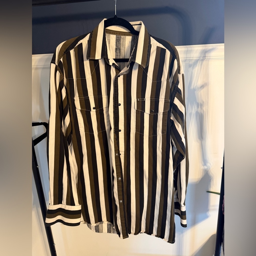 Vintage Wrangler Striped Brown and White Men's Pearl Snap Shirt